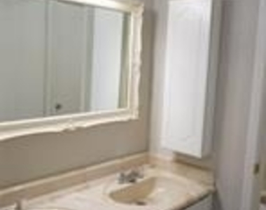 2415 S Graham Drive - Photo Thumbnail 5