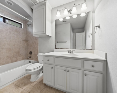 11524 Seaside Lane - Photo Thumbnail 30