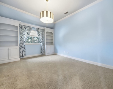 11524 Seaside Lane - Photo Thumbnail 27