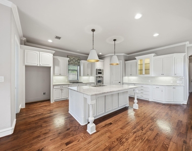 11524 Seaside Lane - Photo Thumbnail 7