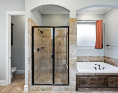11524 Seaside Lane - Photo Thumbnail 17