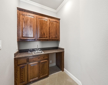 11524 Seaside Lane - Photo Thumbnail 22