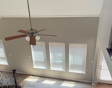 2108 Harris Place - Photo Thumbnail 12