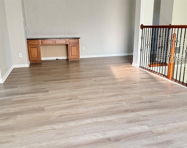 2108 Harris Place - Photo Thumbnail 11