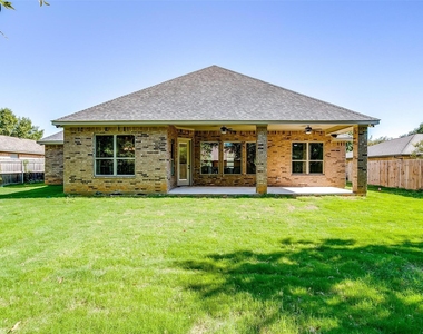 908 Meadowlark Lane - Photo Thumbnail 38
