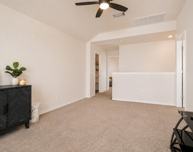 822 Shear Drive - Photo Thumbnail 10