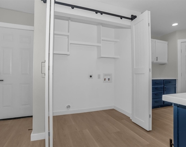 1822 Gravley Drive - Photo Thumbnail 4