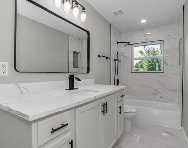 1822 Gravley Drive - Photo Thumbnail 12
