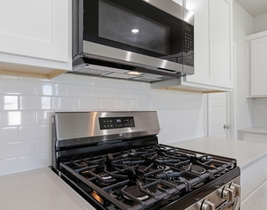 637 Sierra Ridge - Photo Thumbnail 7
