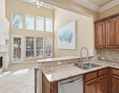 5389 Keswick Drive - Photo Thumbnail 7