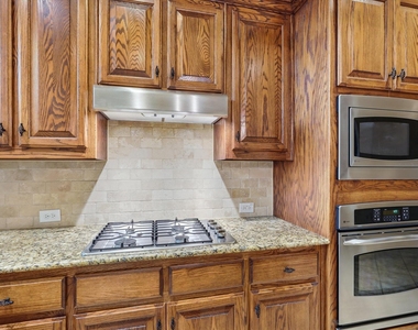 5389 Keswick Drive - Photo Thumbnail 9