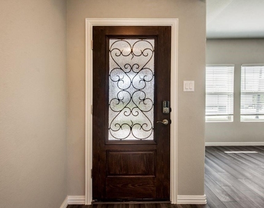 605 Cedar Springs Drive - Photo Thumbnail 1
