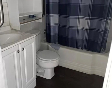 1511 Knight Street - Photo Thumbnail 4