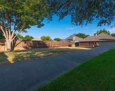 4821 Frost Hollow Drive - Photo Thumbnail 36