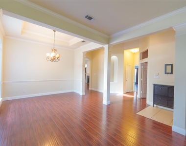 4821 Frost Hollow Drive - Photo Thumbnail 11