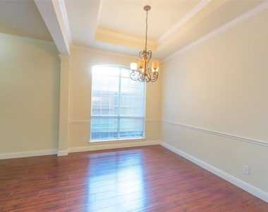 4821 Frost Hollow Drive - Photo Thumbnail 7