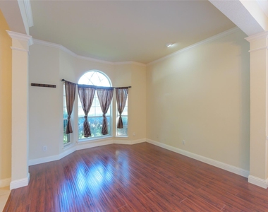 4821 Frost Hollow Drive - Photo Thumbnail 4