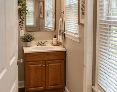 214 E Carolyn Drive - Photo Thumbnail 9