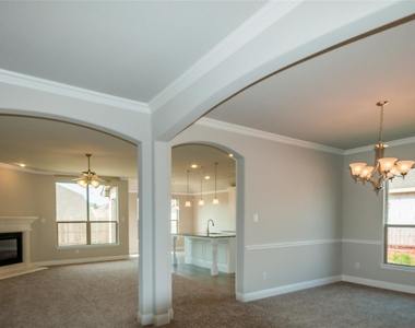 1909 Pavilion Lane - Photo Thumbnail 4
