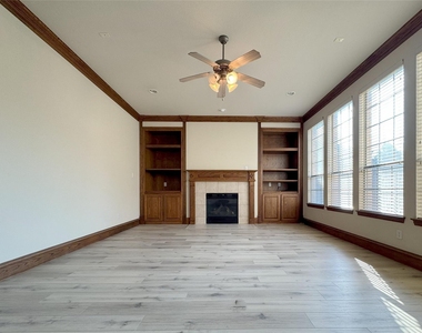 4112 Hearthlight Court - Photo Thumbnail 10