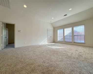 4112 Hearthlight Court - Photo Thumbnail 17
