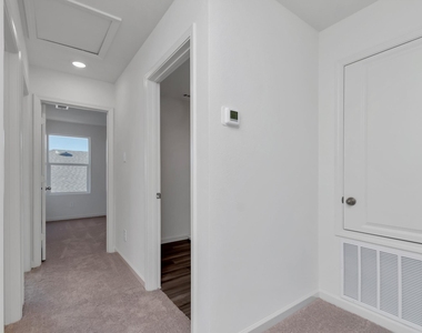 1632 Escondido Drive - Photo Thumbnail 14