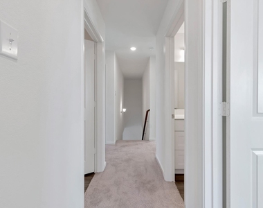 1632 Escondido Drive - Photo Thumbnail 15