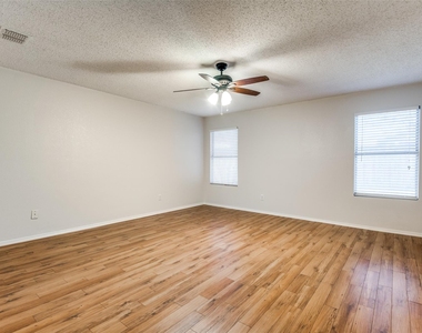 2709 Cedar Crest Drive - Photo Thumbnail 15