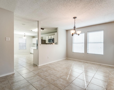 2709 Cedar Crest Drive - Photo Thumbnail 8