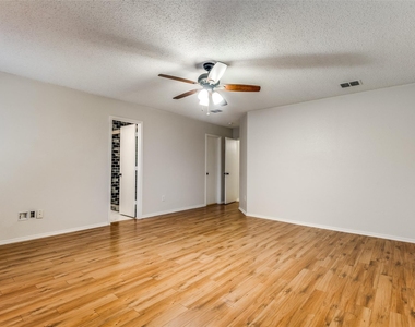 2709 Cedar Crest Drive - Photo Thumbnail 14