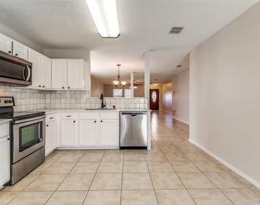 2709 Cedar Crest Drive - Photo Thumbnail 13