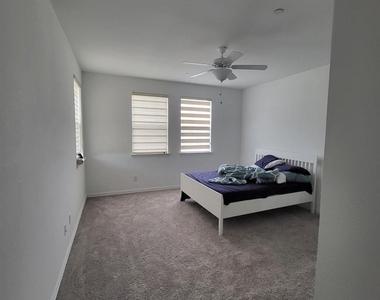 5516 Union Street - Photo Thumbnail 3