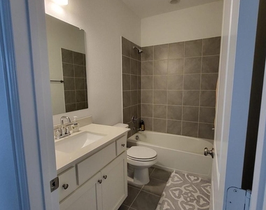 5516 Union Street - Photo Thumbnail 8