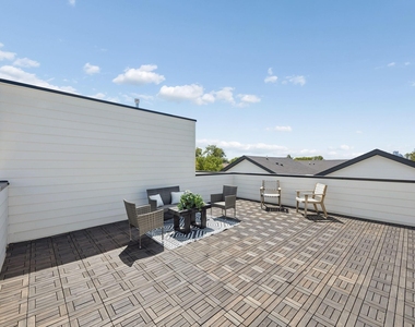 5633 Live Oak - Photo Thumbnail 19