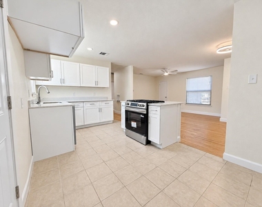 10642 Galena Street - Photo Thumbnail 11
