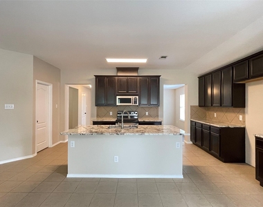 5921 Snow Creek Drive - Photo Thumbnail 4