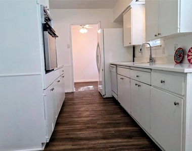 714 Timberlake Circle - Photo Thumbnail 26