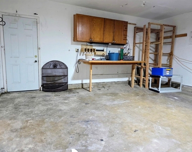 714 Timberlake Circle - Photo Thumbnail 23