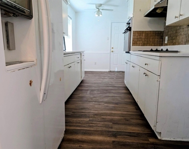 714 Timberlake Circle - Photo Thumbnail 28