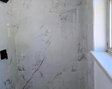 714 Timberlake Circle - Photo Thumbnail 18