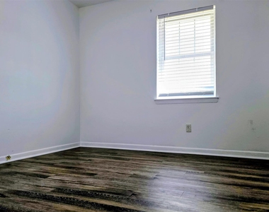 714 Timberlake Circle - Photo Thumbnail 30