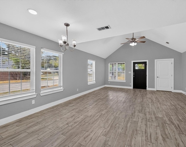 430 W Morgan Street - Photo Thumbnail 9