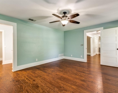 3108 Rockbrook Drive - Photo Thumbnail 10