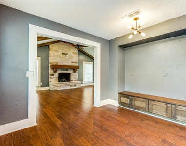 3108 Rockbrook Drive - Photo Thumbnail 7
