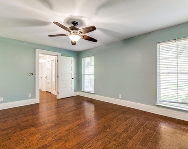 3108 Rockbrook Drive - Photo Thumbnail 11