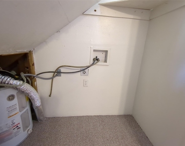 5730 Martel Avenue - Photo Thumbnail 5
