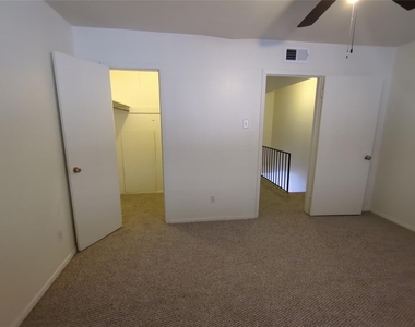 5730 Martel Avenue - Photo Thumbnail 13