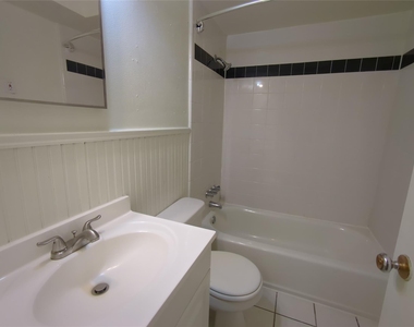 5730 Martel Avenue - Photo Thumbnail 11