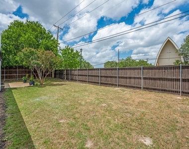 8100 Bobwhite Drive - Photo Thumbnail 13
