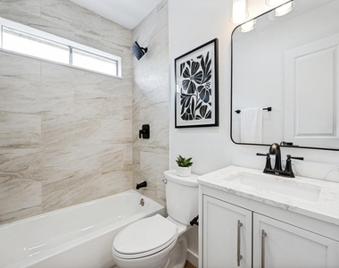 8100 Bobwhite Drive - Photo Thumbnail 7